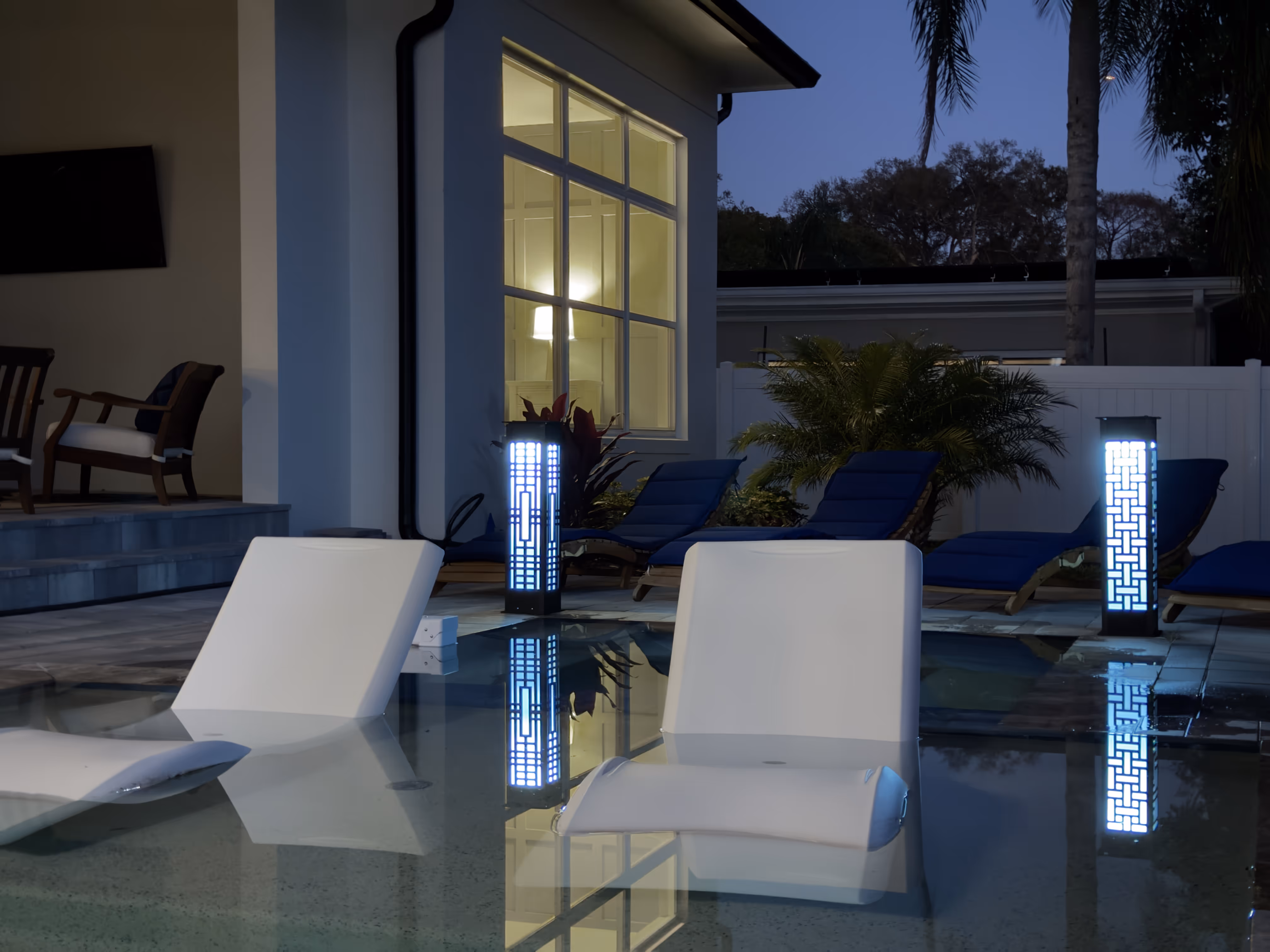 Nature's Lumen Lighting Key Features in 4 boxes